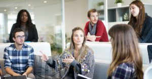 Tips-for-expats-settling-into-a-new-workplace