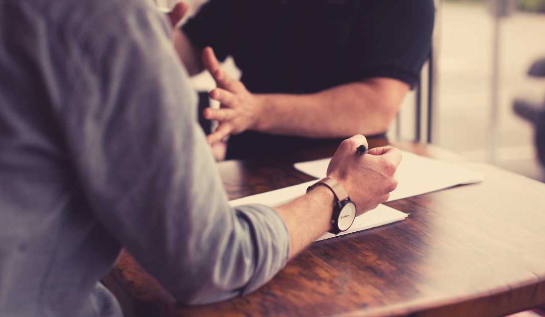 Financial Emigration for Expats: Doing It Yourself vs. Calling In The Experts